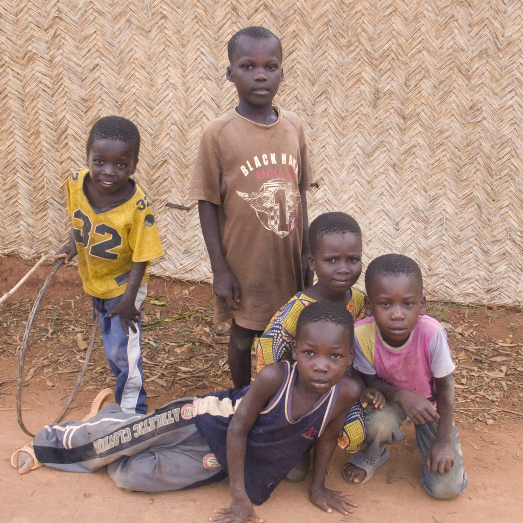 Camille Mino - Mon parcours - village africain